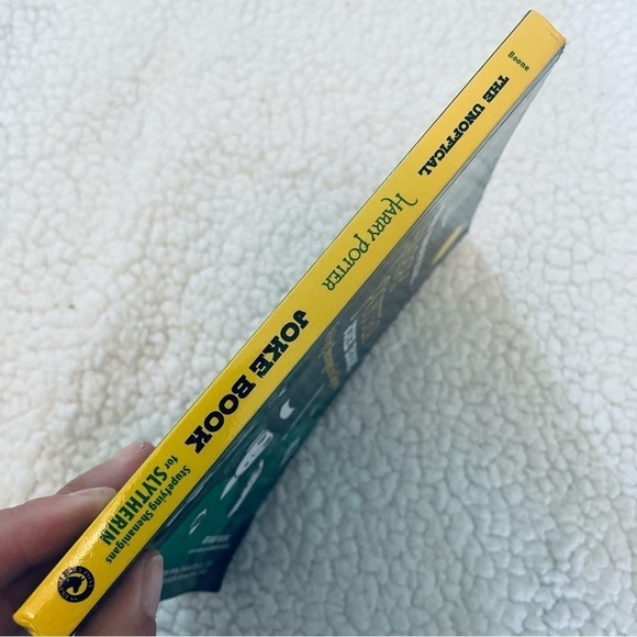 The Unofficial Joke Book for Fans of Harry Potter: Vol. 2 - Picture 2 of 11